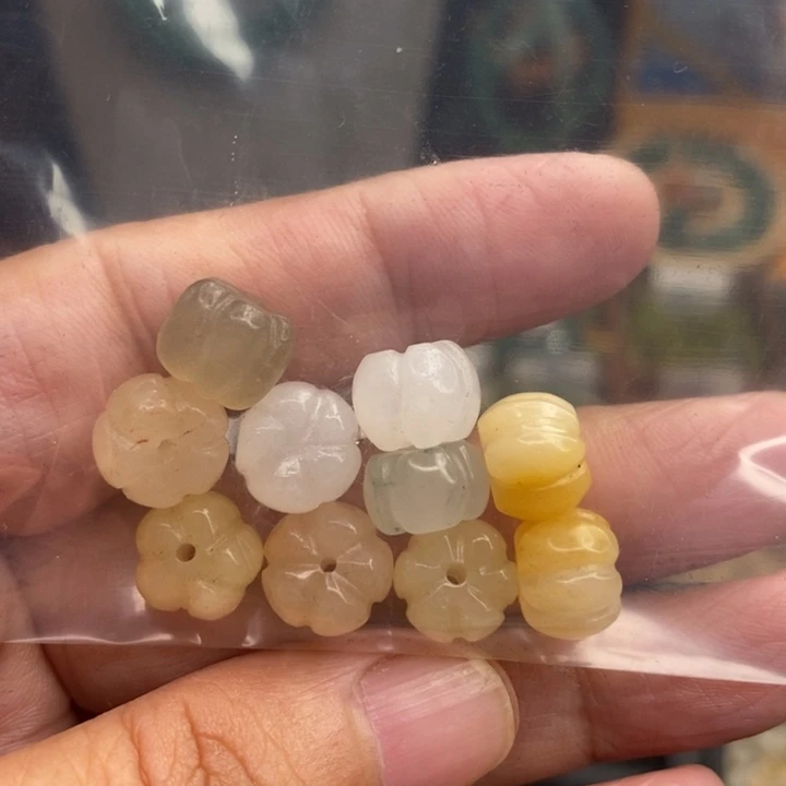 未镶嵌手串石英质玉荔****、南瓜珠