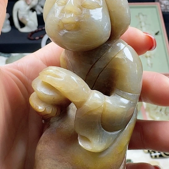 和田玉（糖玉）车挂未镶嵌皖*韵