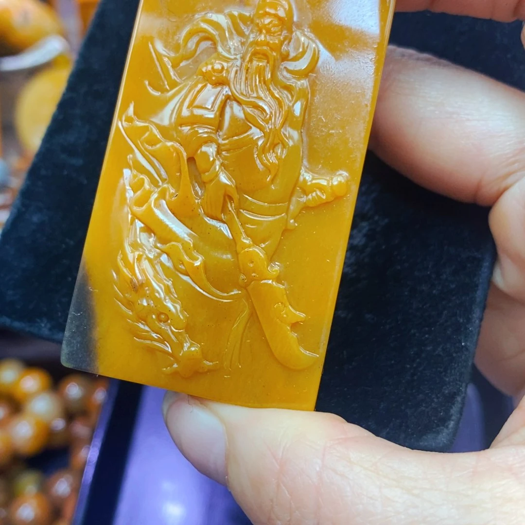 未镶嵌石英质玉（黄龙玉）吊坠(不含链)