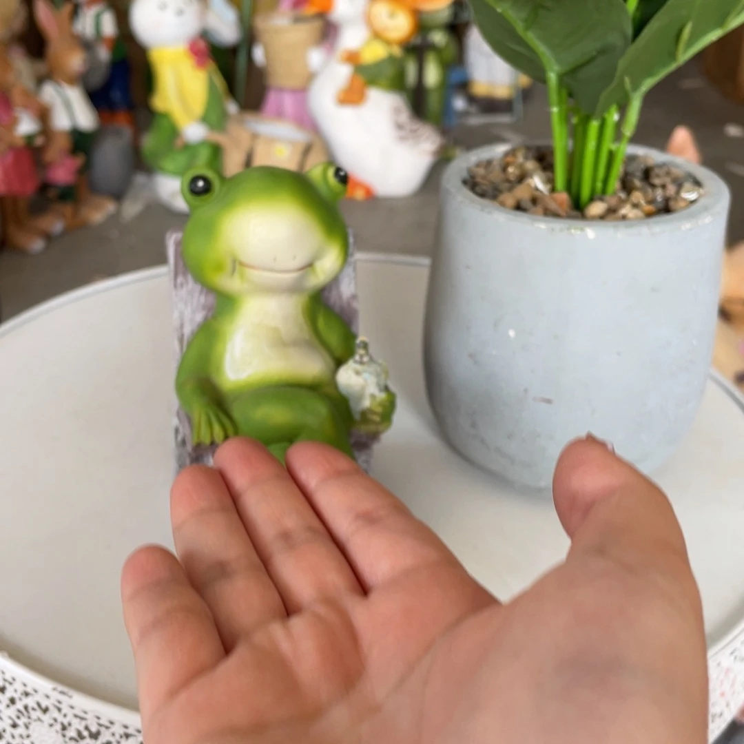 【闪购商品】陶瓷摆件摇椅青蛙摆件