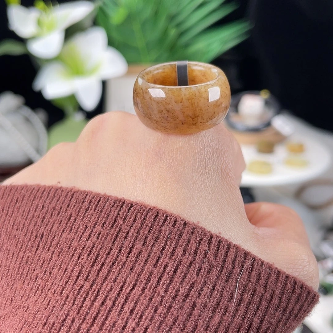 和田玉未镶嵌戒指E81巧克力糖花墩墩18.2