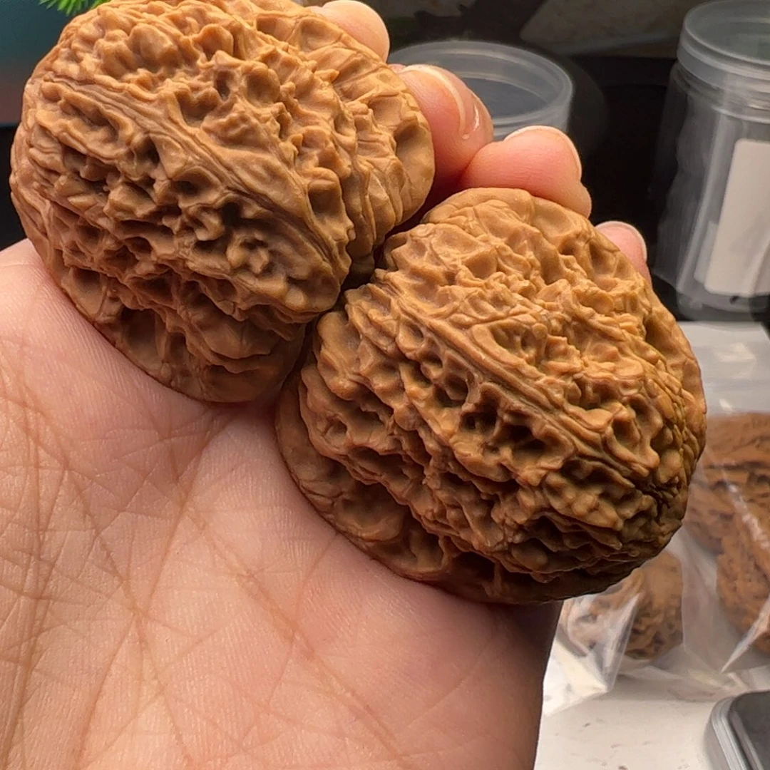 文玩核桃吊坠南疆39