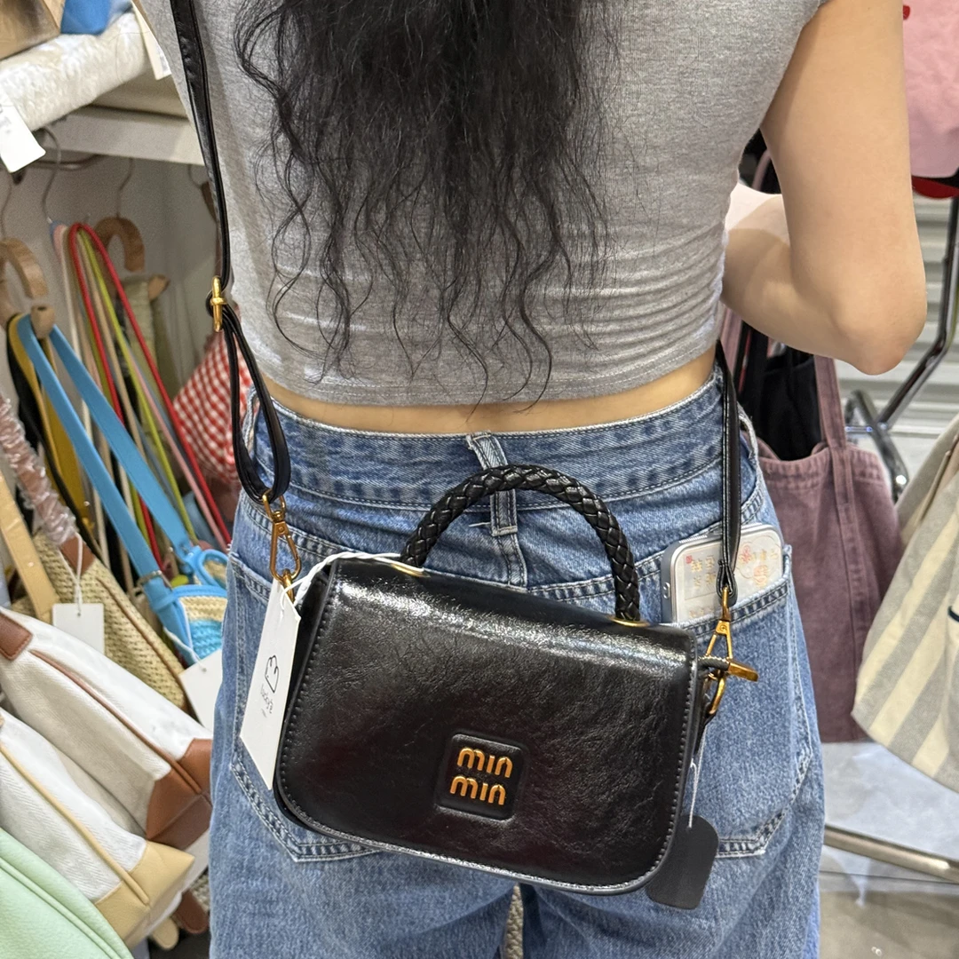 韩系包包小众轻奢高级斜挎女式2025新款马鞍单肩