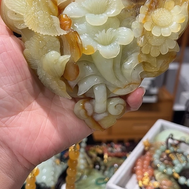 未镶嵌岫玉毛衣链