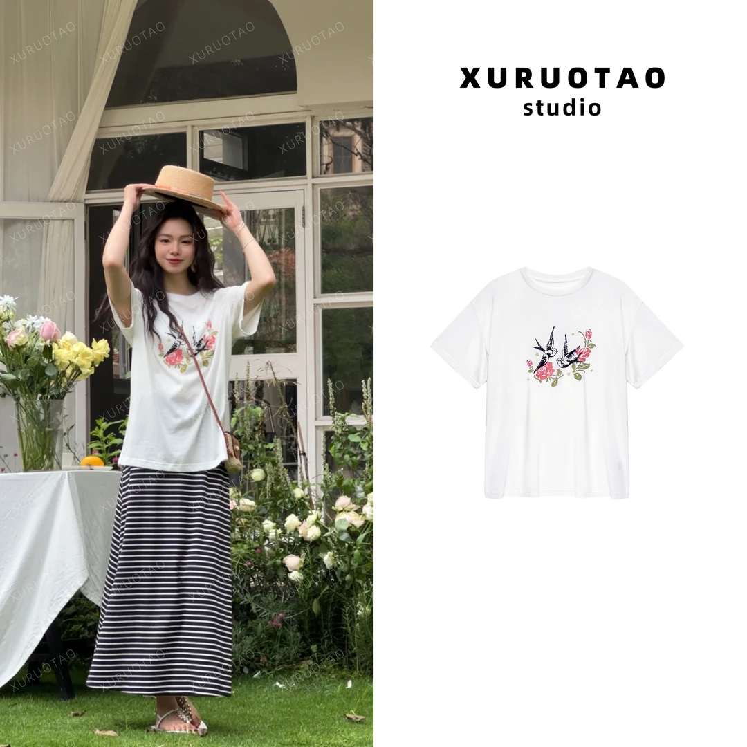 XURUOTAO 【燕子T】玫瑰印花显瘦宽松白色短袖 T5134