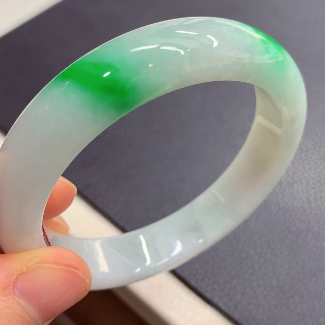 未镶嵌手镯翡翠翡翠