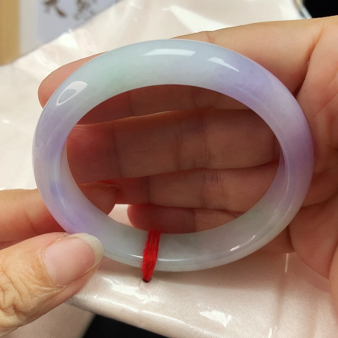 未镶嵌手镯翡翠一****?翡翠手镯342