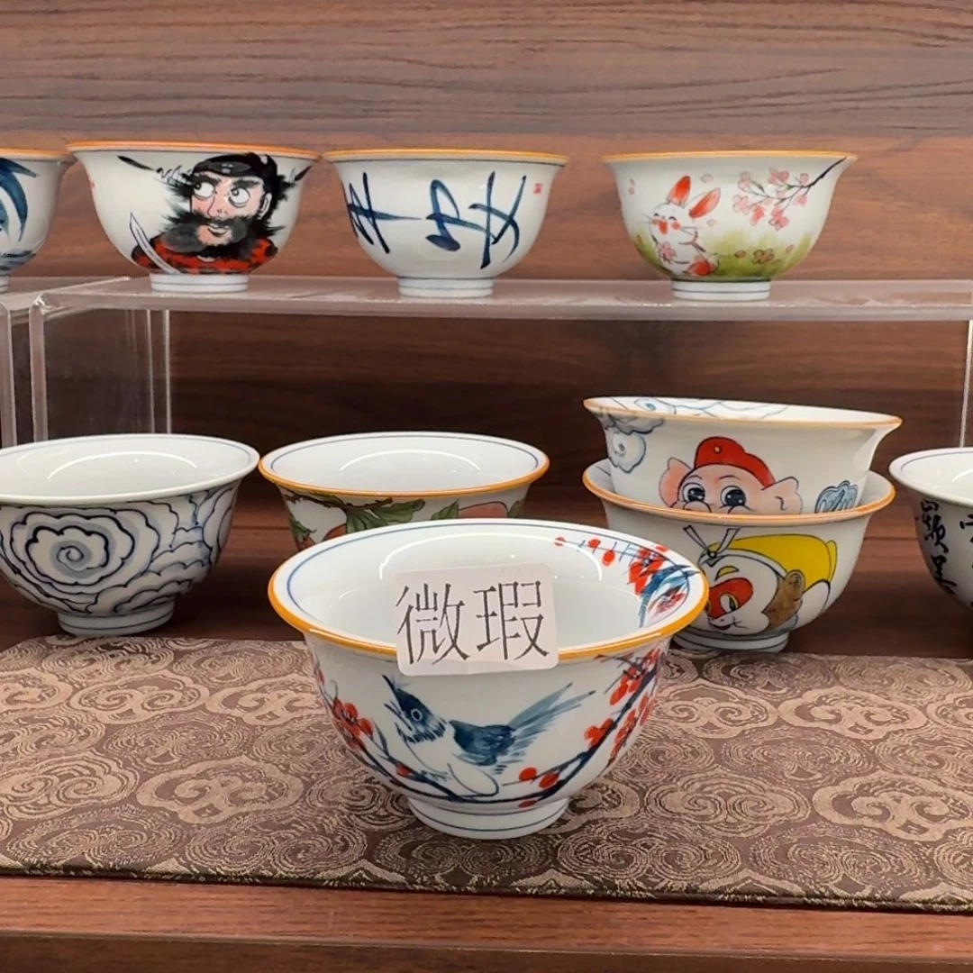 釉下手绘茶具微瑕