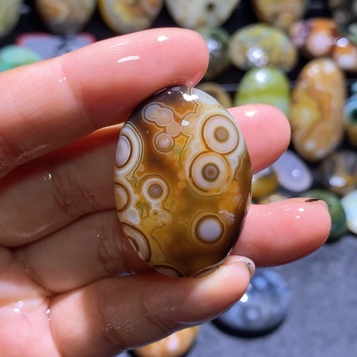 玛瑙/玉髓玛瑙吊坠未镶嵌