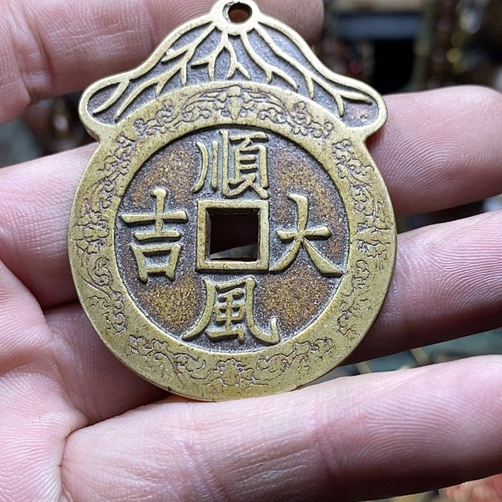 ꧁****小杨推荐铜物件一个