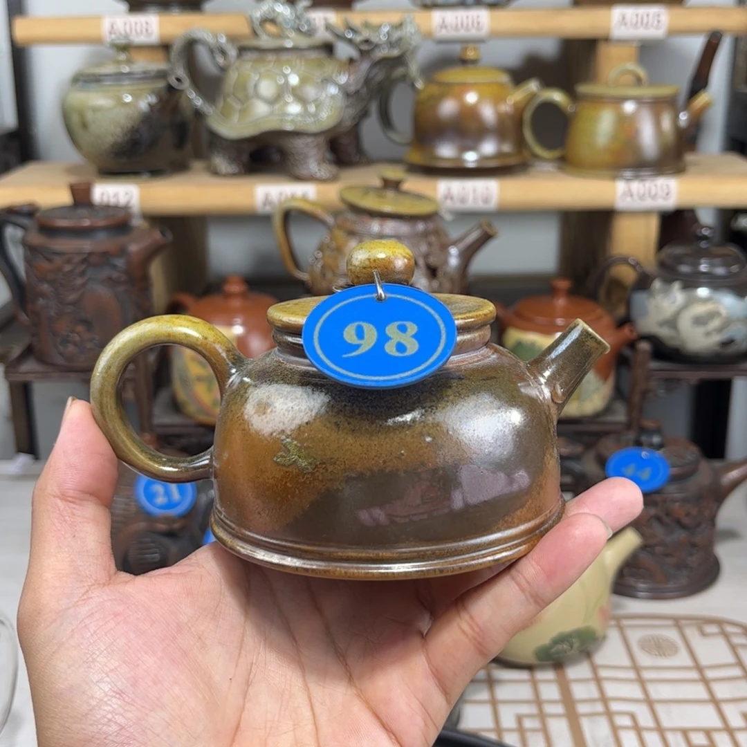 180cc微瑕柴烧半月壶，（纯裸坯柴烧）