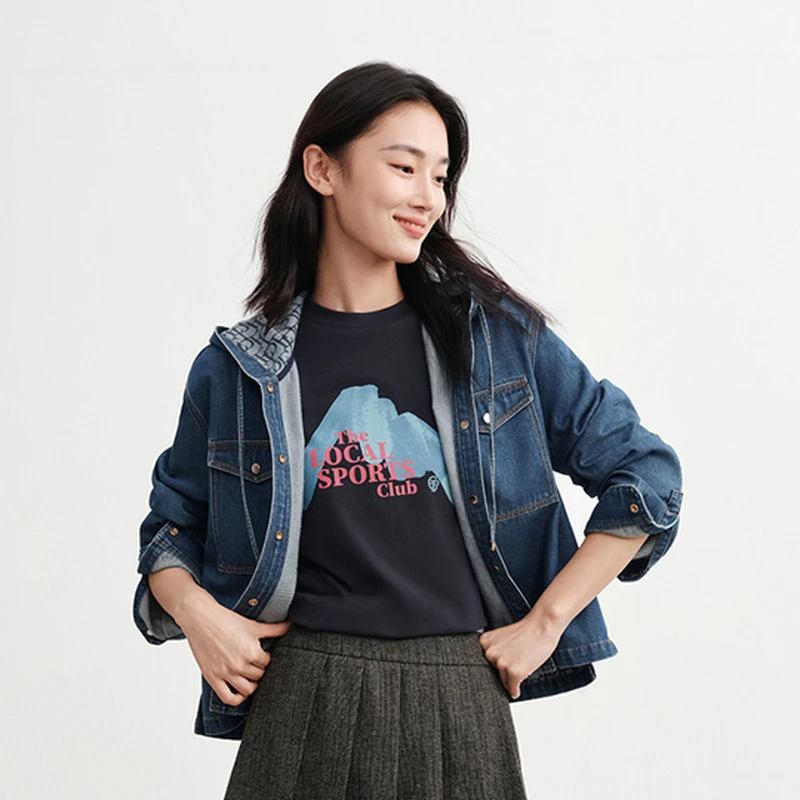 EP雅莹2025新品 柔软莱赛尔棉水洗牛仔夹克 连帽外套女J102A