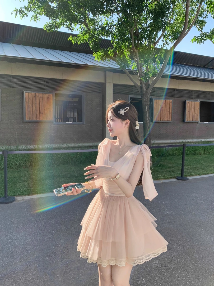 神邸少女 气质粉色蝴蝶结千金感连衣裙女25夏季新款蕾丝网纱短裙