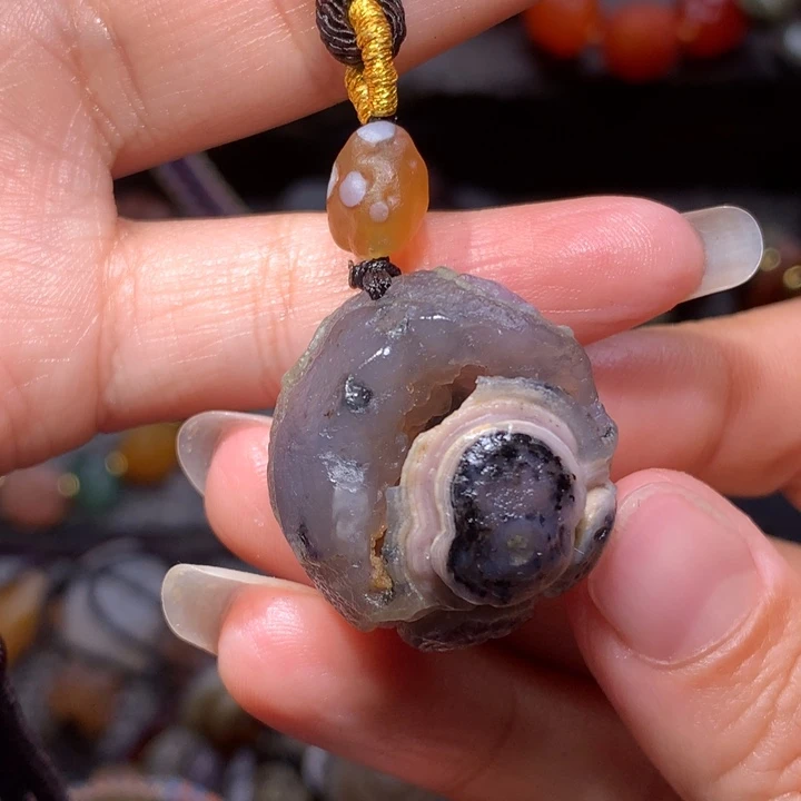 玛瑙/玉髓未镶嵌珠宝半成品