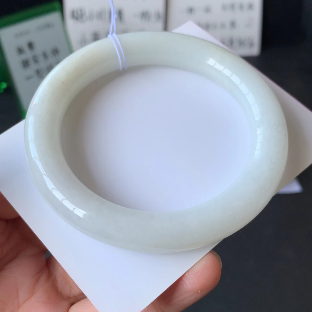翡翠手镯未镶嵌26号58-11-10,5