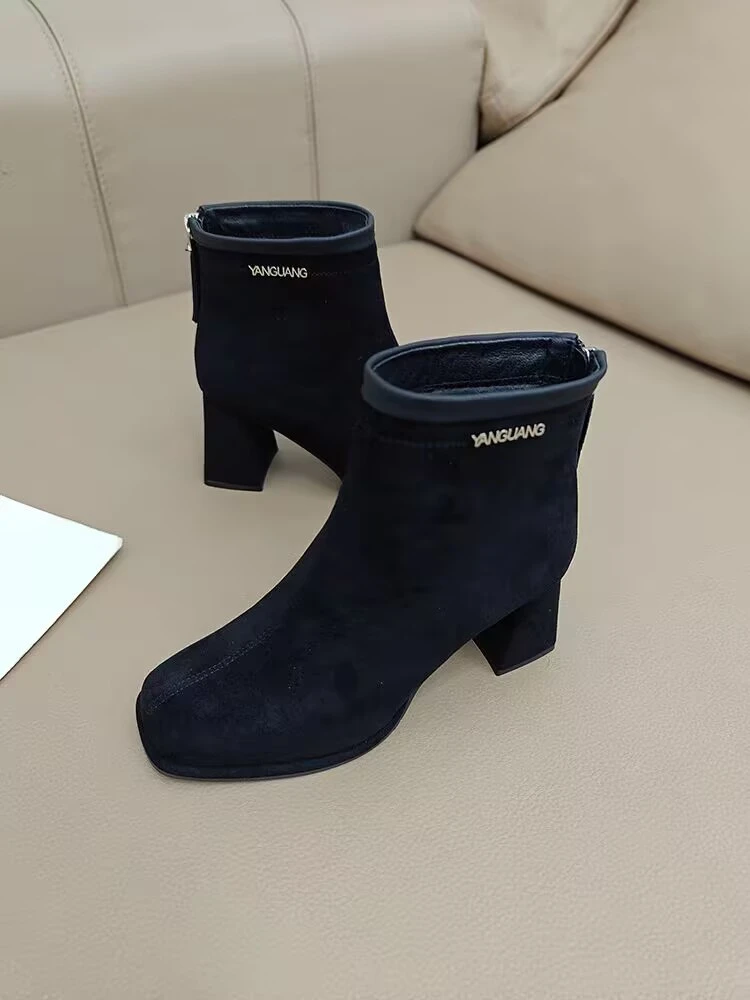 7801新品女靴舒适平底短靴潮款马丁靴百搭短筒靴网红烟管靴