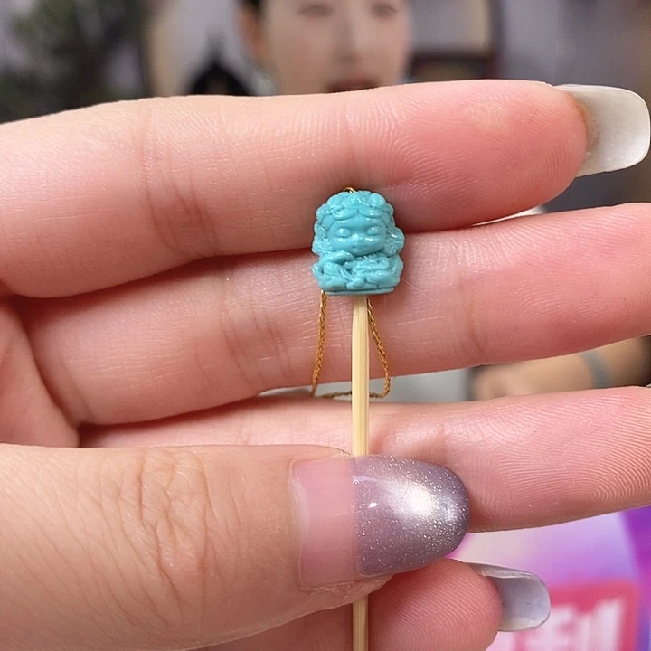 木***易绿松石未镶嵌珠宝奇石