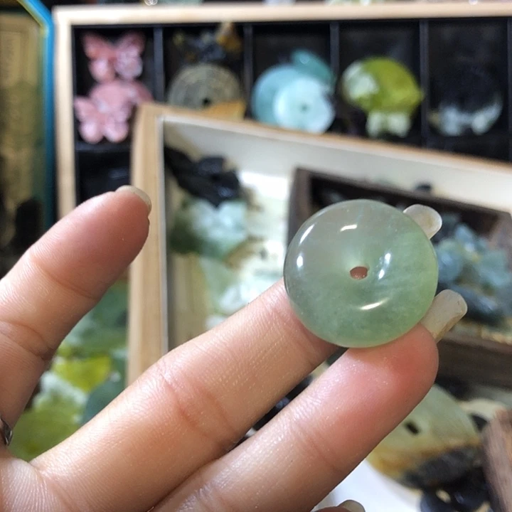 岫玉未镶嵌岫玉挂件