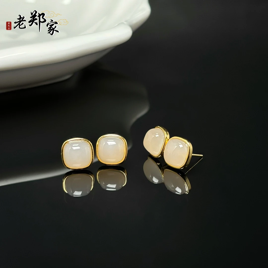 【老郑家】925银和田玉耳饰一对 177 多样性发一件 约7*4mm