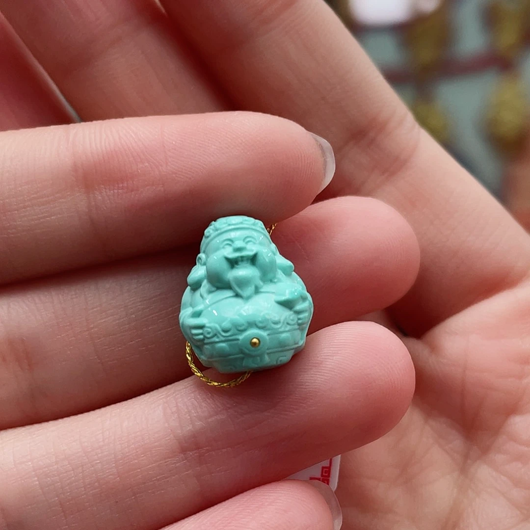 绿松石颈饰未镶嵌