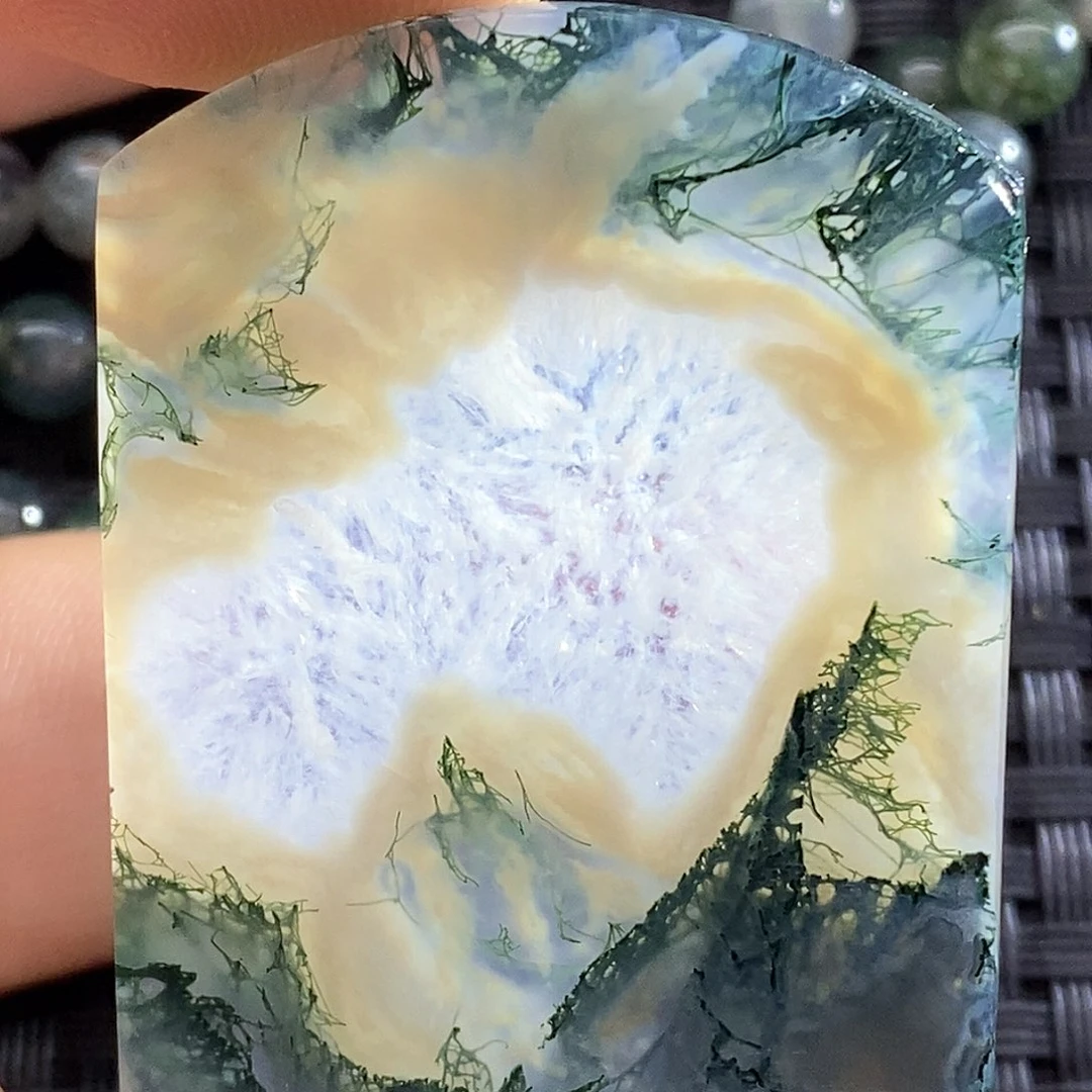 玛瑙/玉髓颈饰未镶嵌浩**程