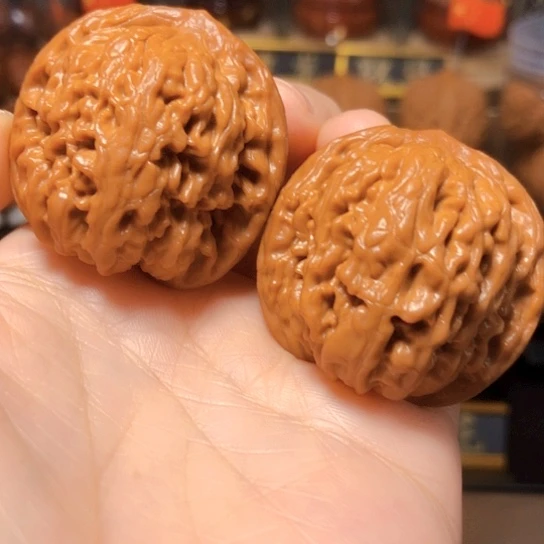 高端野生小众：云端