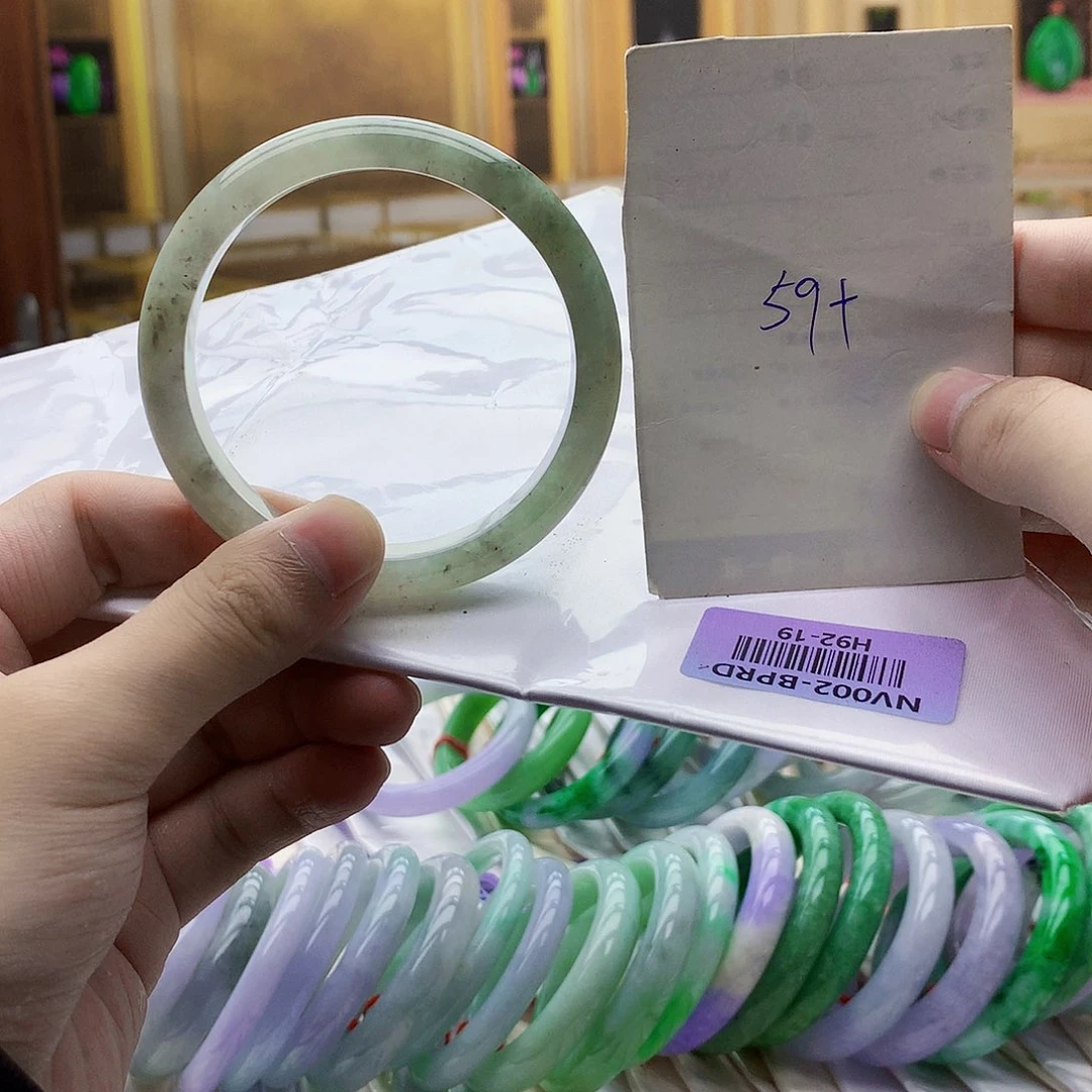 翡翠未镶嵌手镯bbbbbb