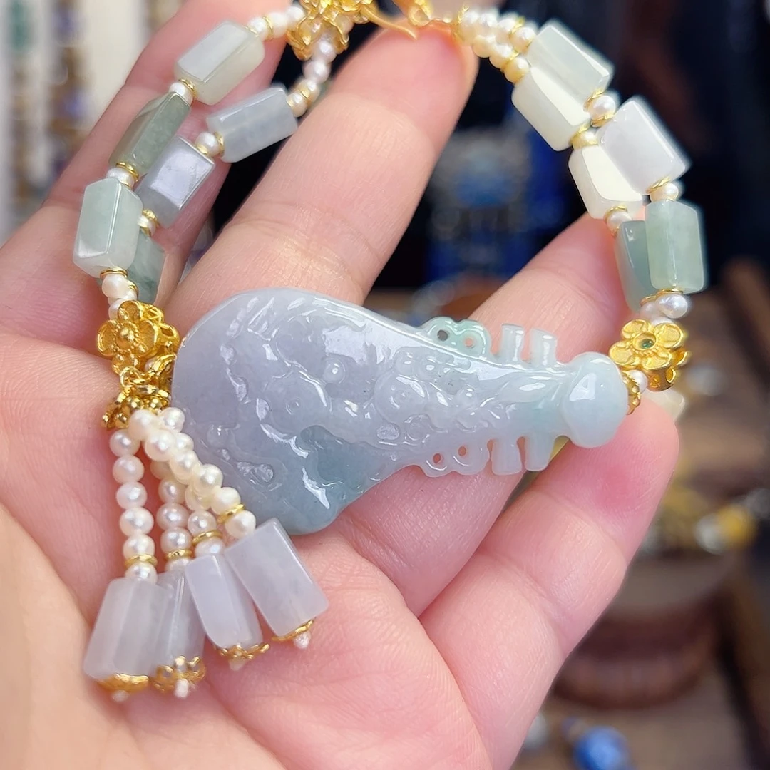 翡翠未镶嵌手饰国风