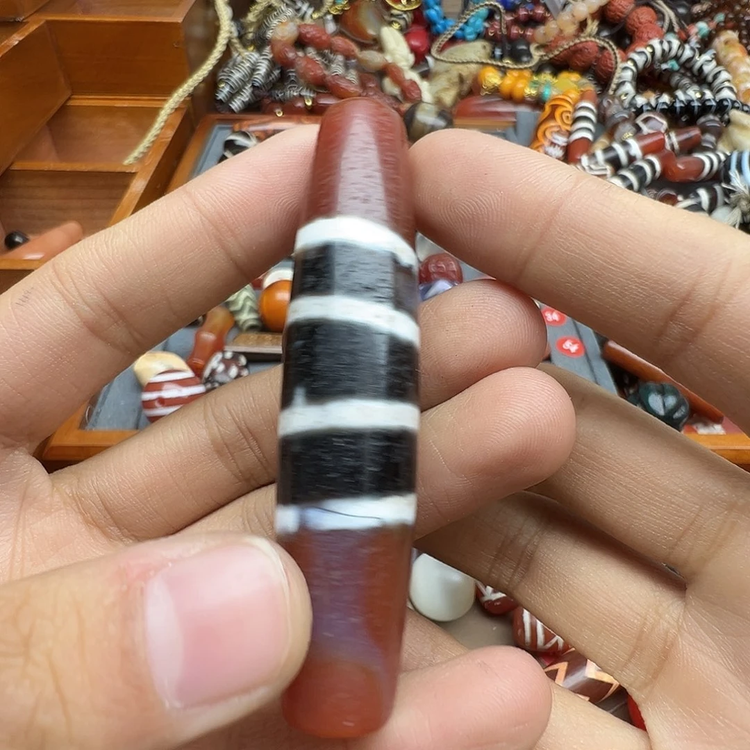 波***点玛瑙/玉髓未镶嵌珠宝半成品商朝