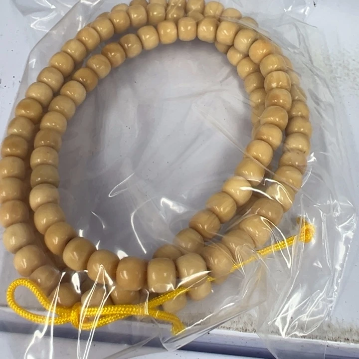 吊坠白玉菩提黄色304