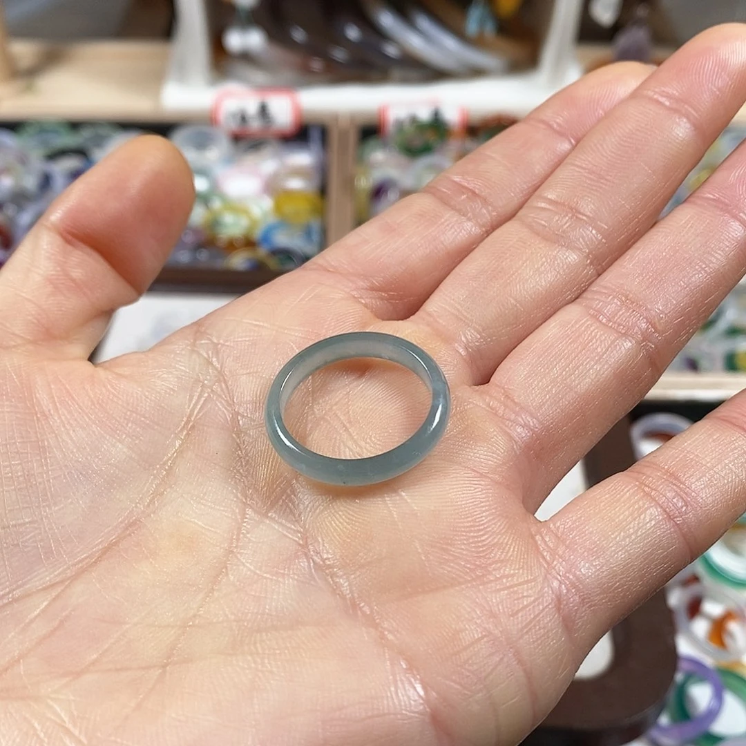 翡翠戒指未镶嵌深****测