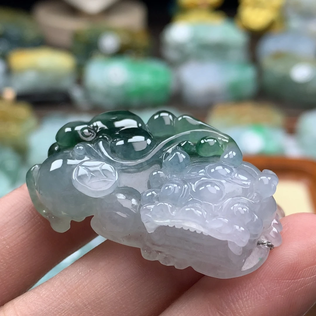 翡翠未镶嵌颈饰貔貅15