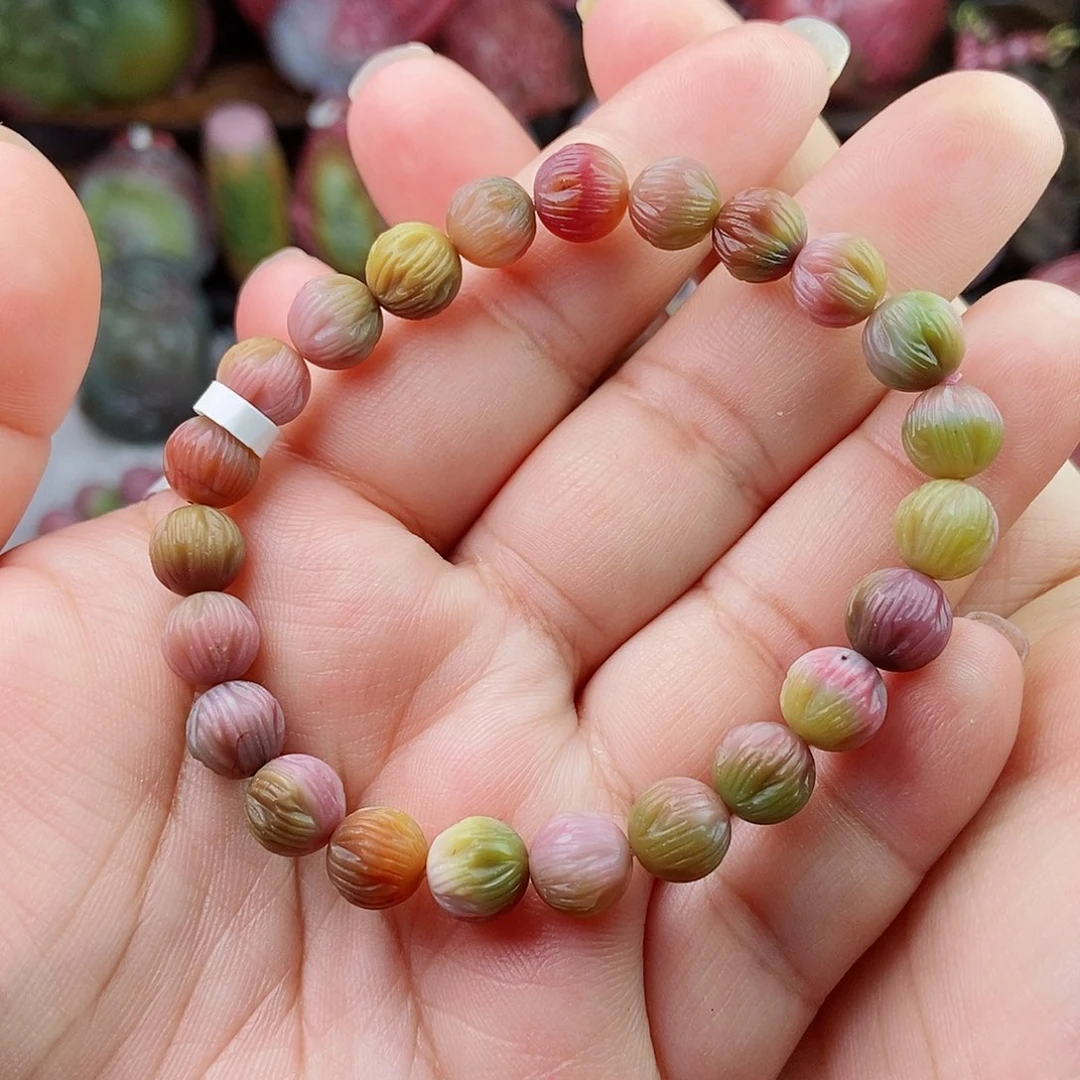 未镶嵌石英质玉（盐源）珠宝半成品