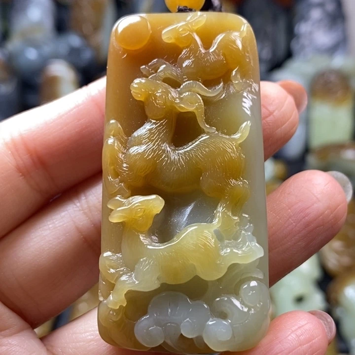 和田玉未镶嵌挂件