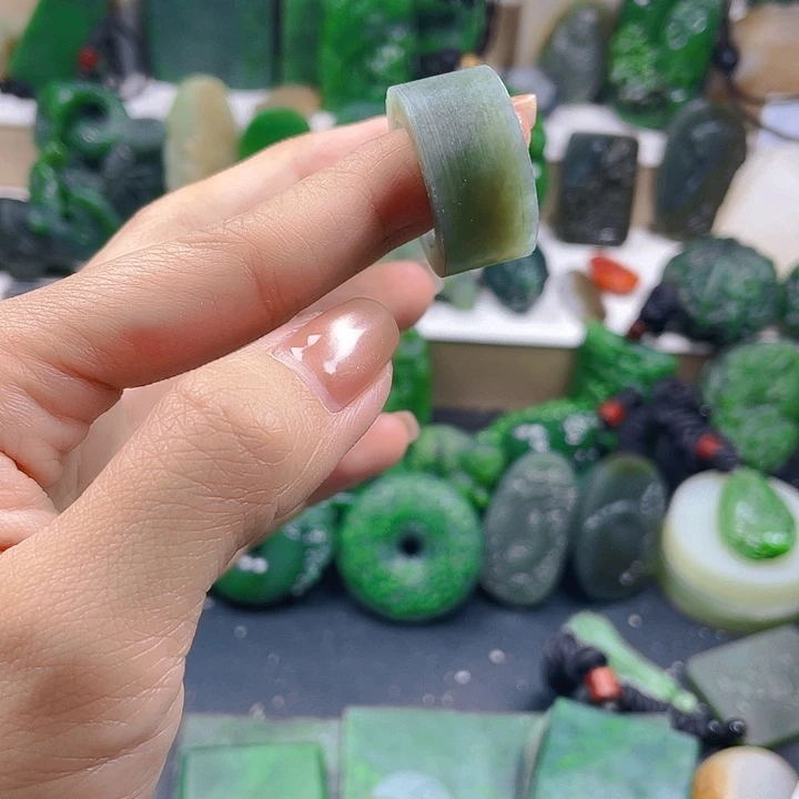 未镶嵌和田玉珠宝半成品