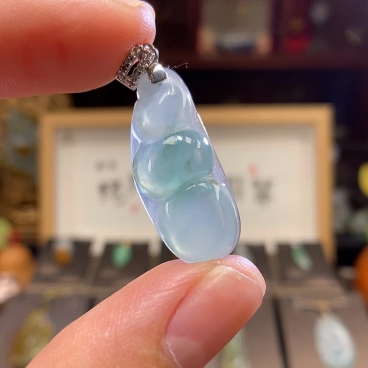 【闪购商品】颈饰银S925镶嵌翡翠21