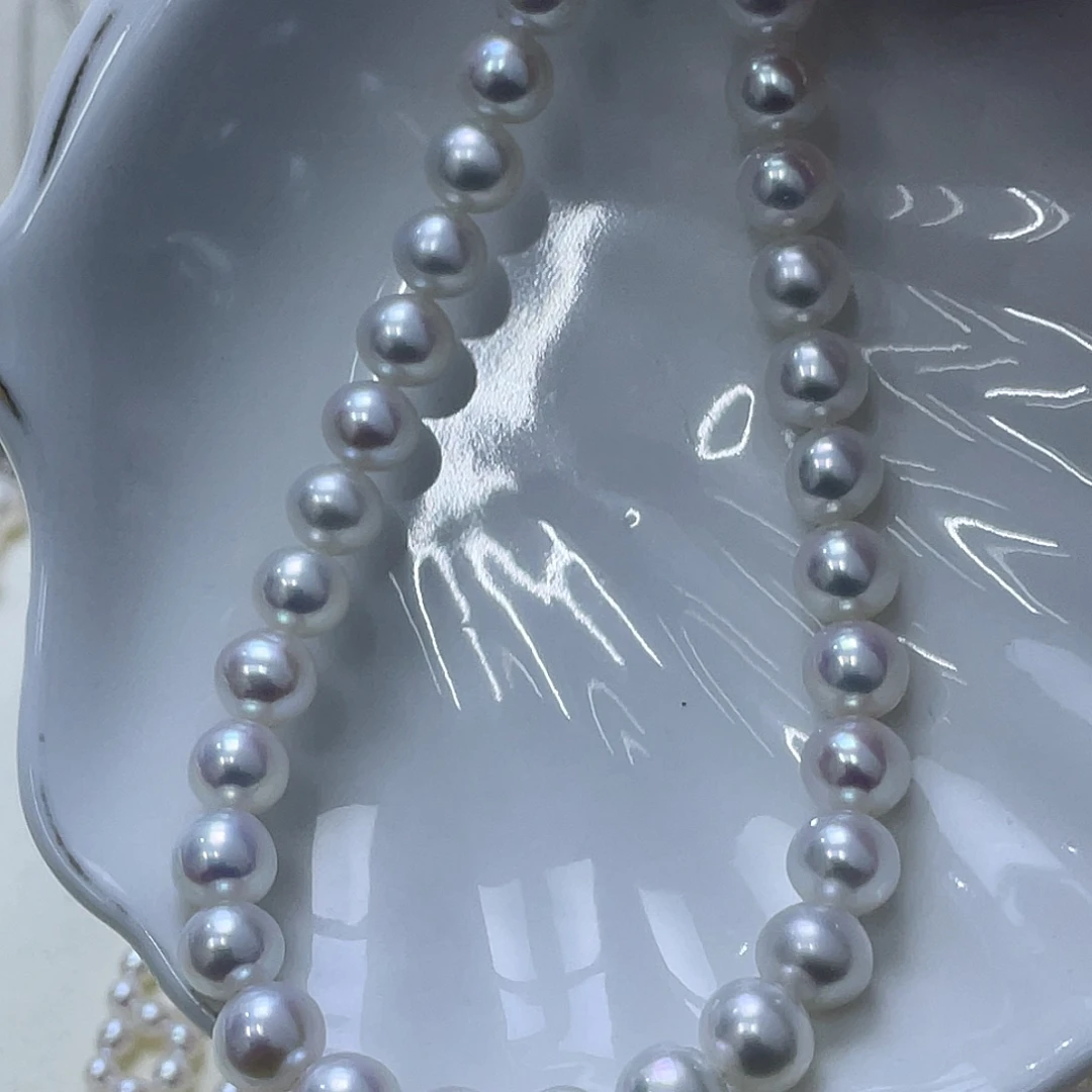 三***飞银S925镶嵌淡水珍珠颈饰