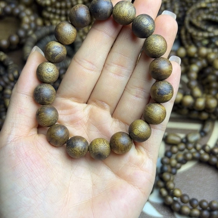 n***m木质类种植奇楠卡1.2，12克