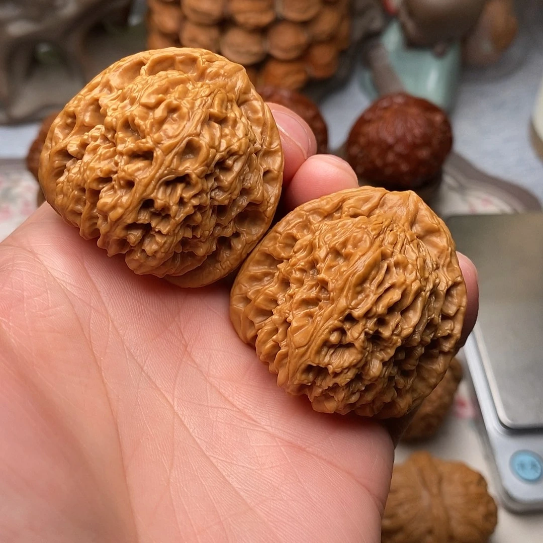 伯***考文玩核桃把件南疆