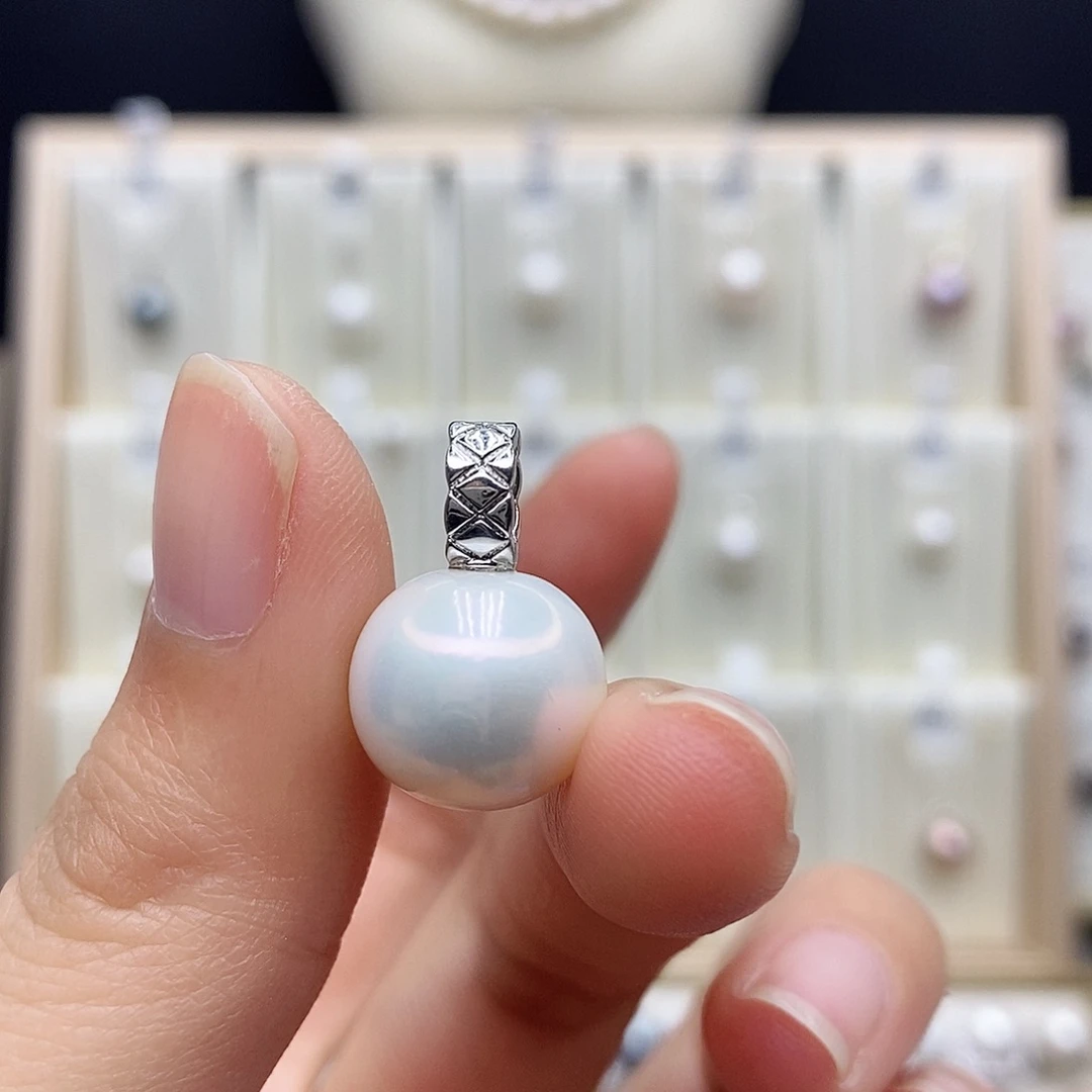 淡水珍珠合金颈饰