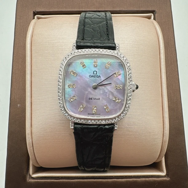 95新 Omega/欧米茄 欧米茄49591手动后钻瑞士女表赠表带