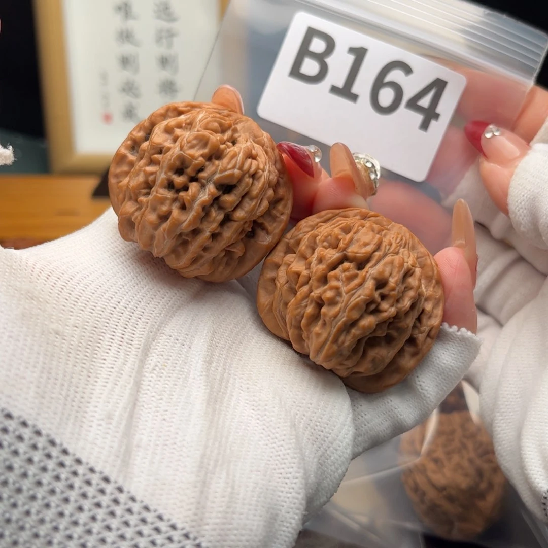 文玩核桃把件40楼b 164