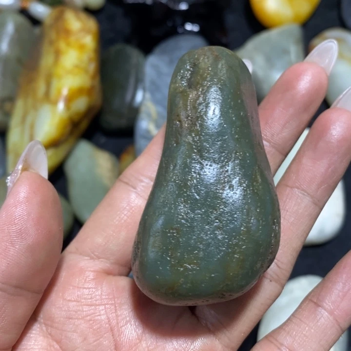 未镶嵌和田玉（糖玉）挂件飞***空