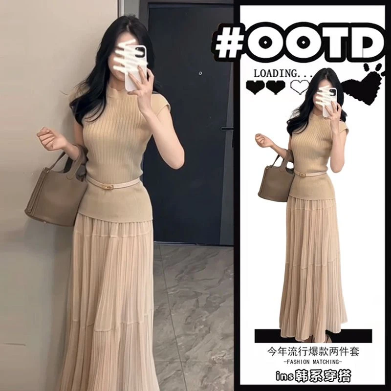 夏季温柔系穿搭女2025新款法式气质修身上衣高级感半身裙两件套装