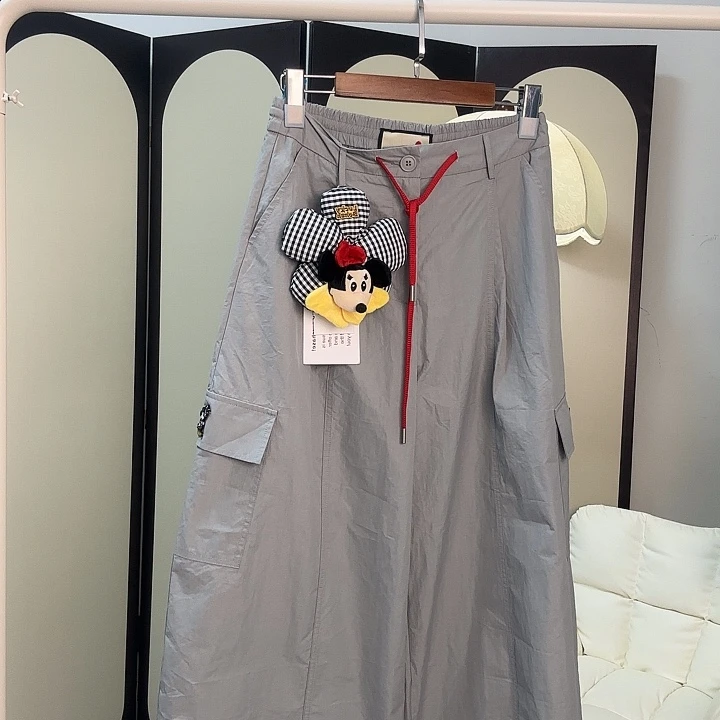 L码灰色弯刀休闲裤