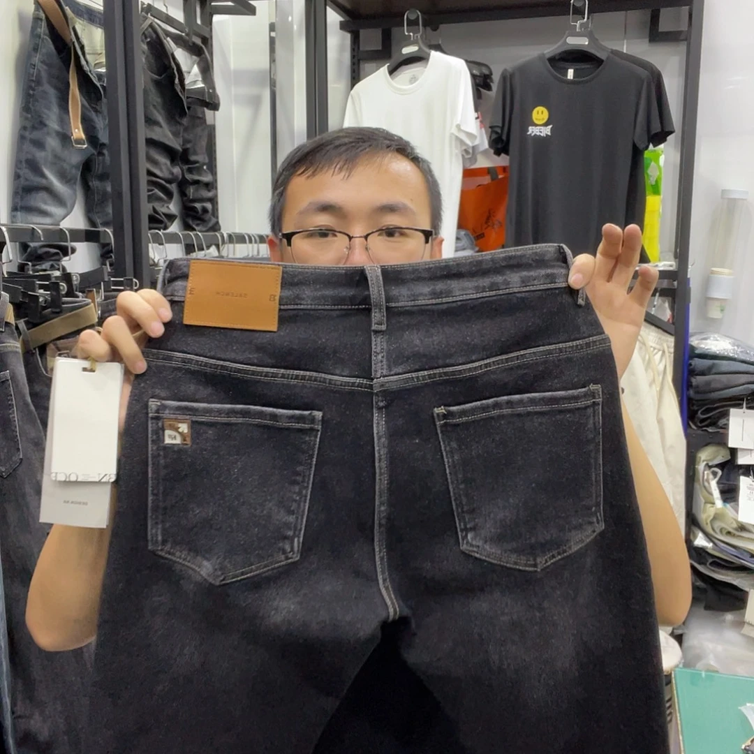 33码68238款牛仔裤