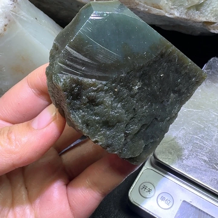 和田玉未镶嵌珠宝半成品