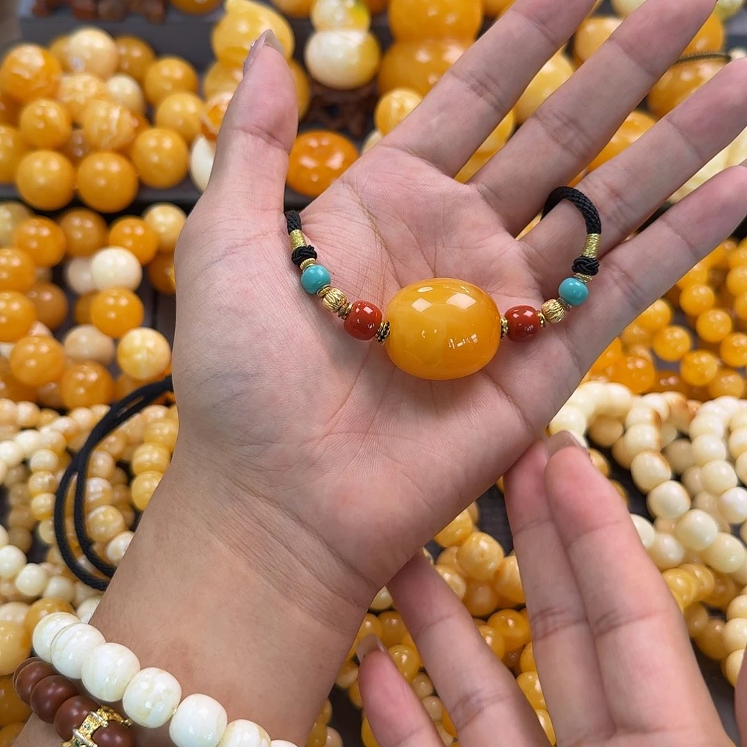 蜜蜡未镶嵌珠宝奇石