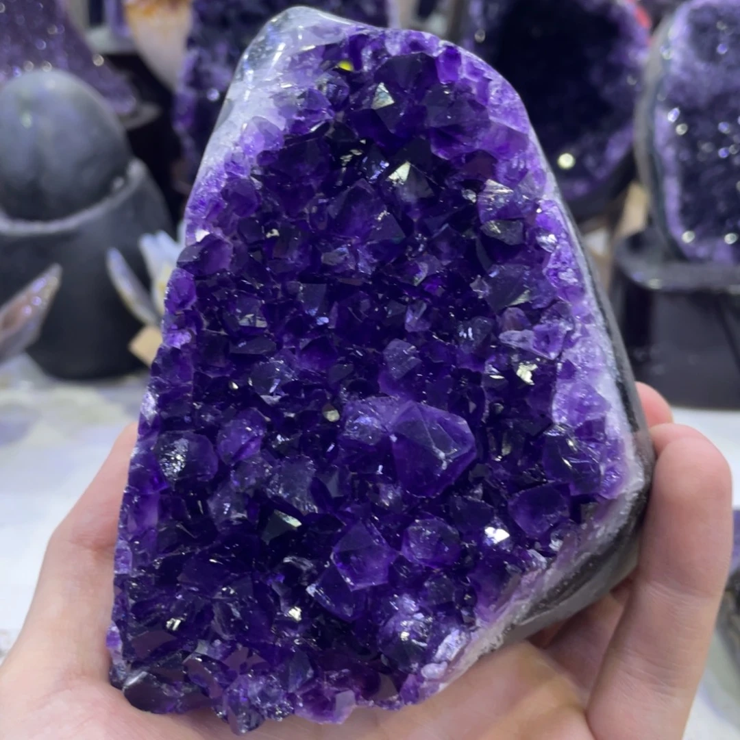 未镶嵌珠宝半成品水晶