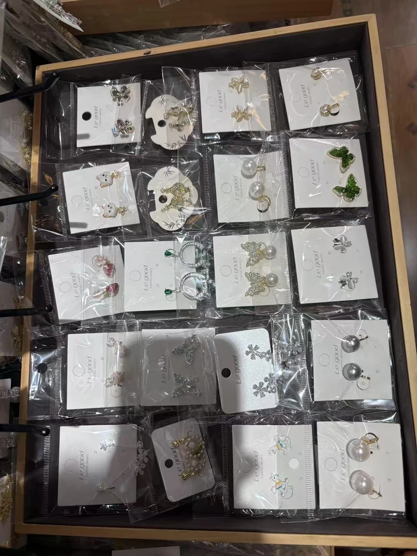 钛合金锆石耳饰 耳饰品合金亚克力耳饰品耳圈耳饰耳钉